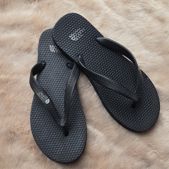The North Face Black Flip Flop Sandals - Picture 1 of 5